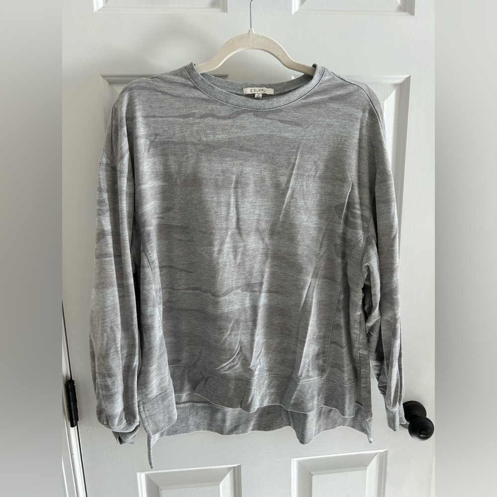 Z supply Long Sleeve Sweatshirt tee